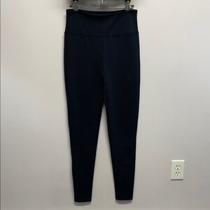 NWOT Red Hot Spanx Tailored Ponte Leggings Signature Shaping Tummy Control M